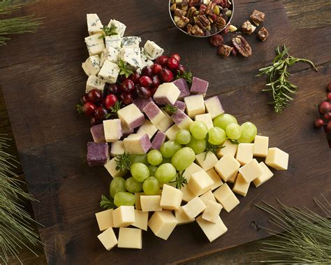 Cheese Platter Presentation Ideas for Holiday Gatherings — La Bottega ...