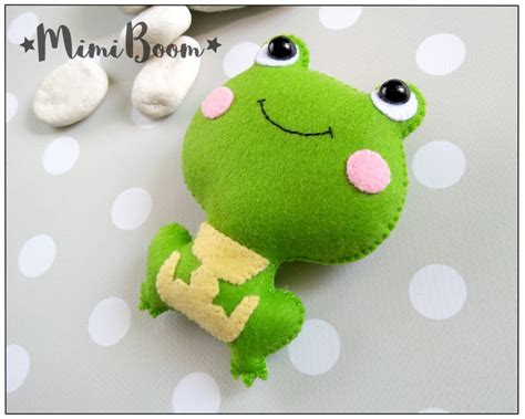 Felt frog pattern PDF tutoriall felt ornaments Frog sewing | Etsy