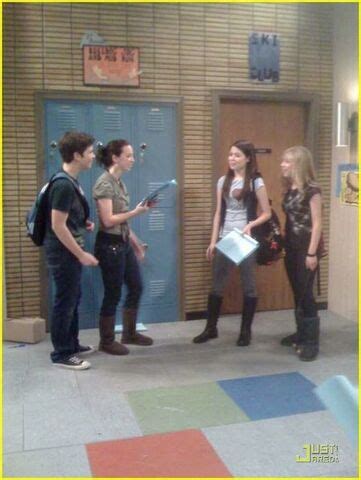 Image - Icarly-behind-the-scenes-01.jpg | iCarly Wiki | FANDOM powered ...