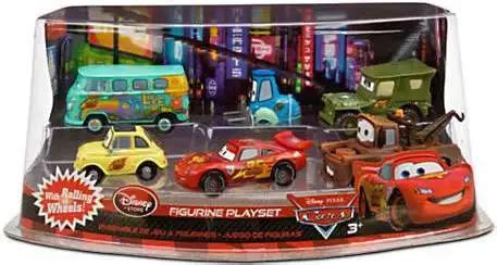 Disney Pixar Cars Cars 2 Lightning McQueen Pit Crew Exclusive PVC ...