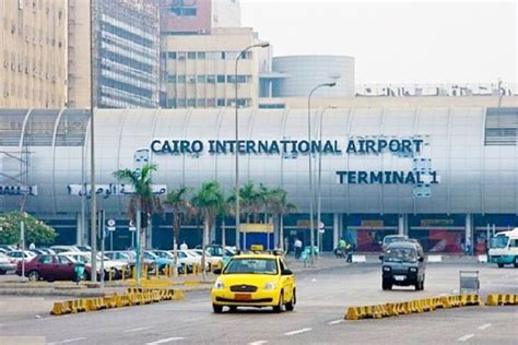 Private Arrival Transfer From Cairo Airport To Downtown – Egypt Gift Tours