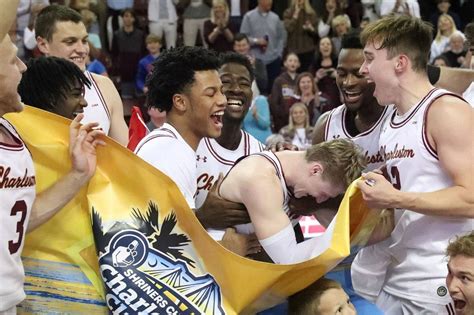 CofC Men's Basketball Team Dominates Charleston Classic