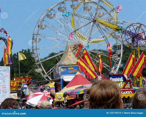 Iowa State Fair Amusement Rides Editorial Stock Image - Image of wheel ...