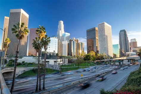 Los Angeles downtown buildings skyline highway traffic - CEI Filtration