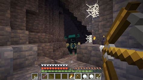 Warden and Deep dark caves in Minecraft 1.18 update