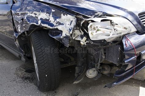 Crash car damage stock image. Image of claim, front, drives - 40091571