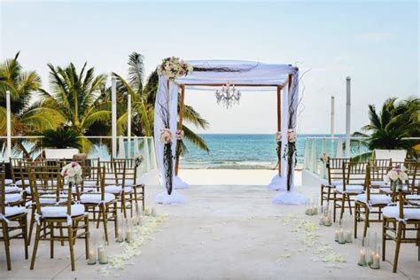 Plan a Dreamy Destination Wedding at Palace Resorts with Apple ...