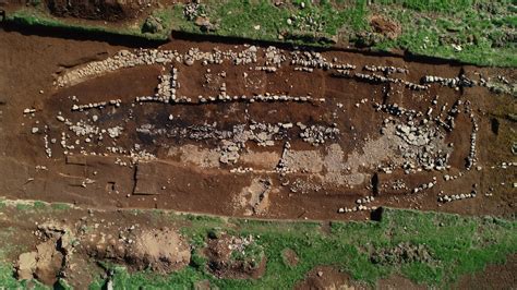 Oldest Viking settlement possibly unearthed in Iceland | Live Science