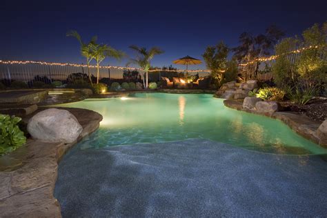 Beautiful Pools Design Ideas – HomesFeed