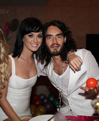 Katy Perry Wedding: Dress, Russell Brand, Wedding Pictures | Long ...