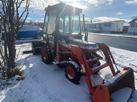 Kubota with bucket and snowblower | Snowblowers | St. John's | Kijiji