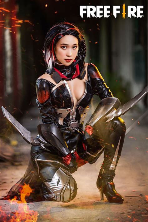 Free Fire tung bộ ảnh cosplay đậm chất điện ảnh, nhưng đường cong gợi ...