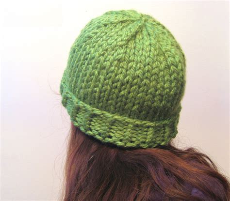 megan E sass handknits: Free Knitting Pattern: Easy Chunky Knit Beanie Hat