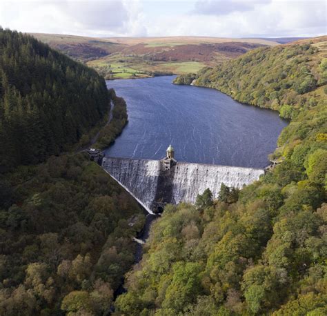 Elan Valley dams and reservoirs | Visit Wales