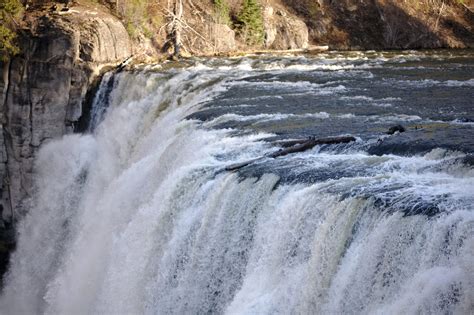 Mesa Falls: The Ultimate Destination for Awe-Inspiring Waterfall Views