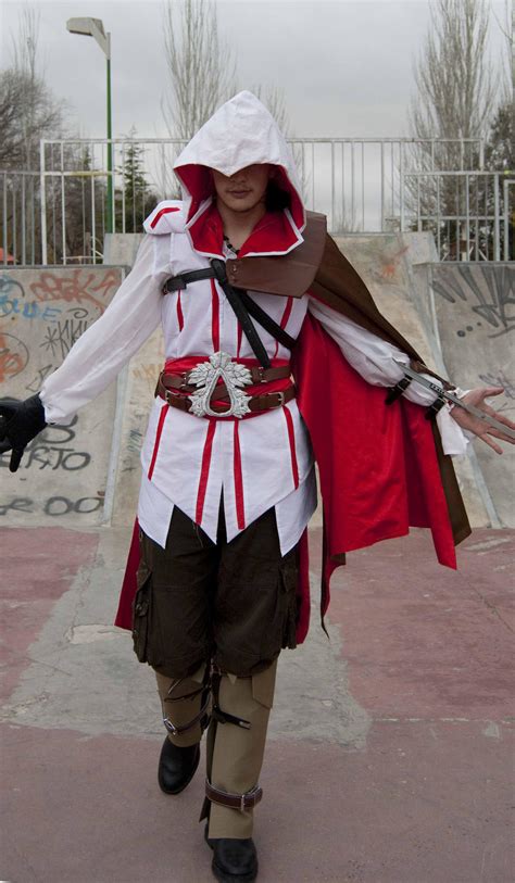 Ezio Auditore da Firenze Cosplay by MinipetMaster on DeviantArt