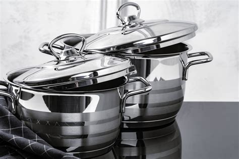 Aluminum vs Stainless Steel Cookware