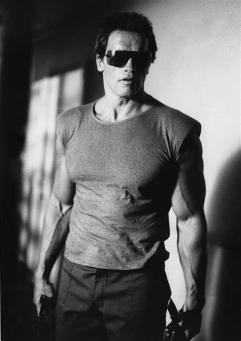 Foto «The Terminator» (1984) Arnold Schwarzenegger as Model T-800 (CSM ...