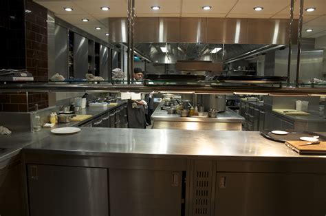 Effective Restaurant Kitchen Design | Caterline