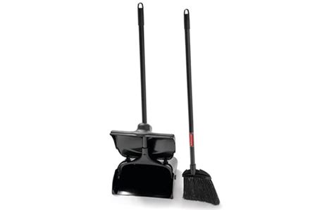 Rubbermaid: Broom, Dustpan and mechanical Sweeper - Tricontinental