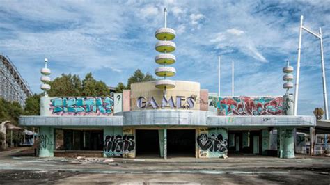 Photos inside the Six Flags devastated by Hurricane Katrina | wwltv.com