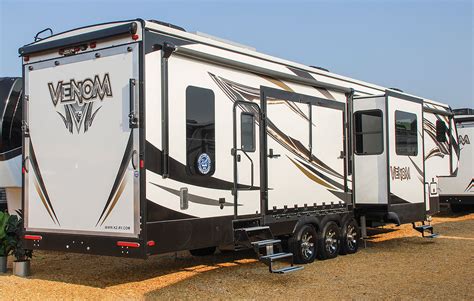 2018 Venom V4113TK Luxury Fifth Wheel Toy Hauler | KZ RV