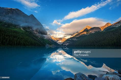 Lake Louise Sunrise High-Res Stock Photo - Getty Images