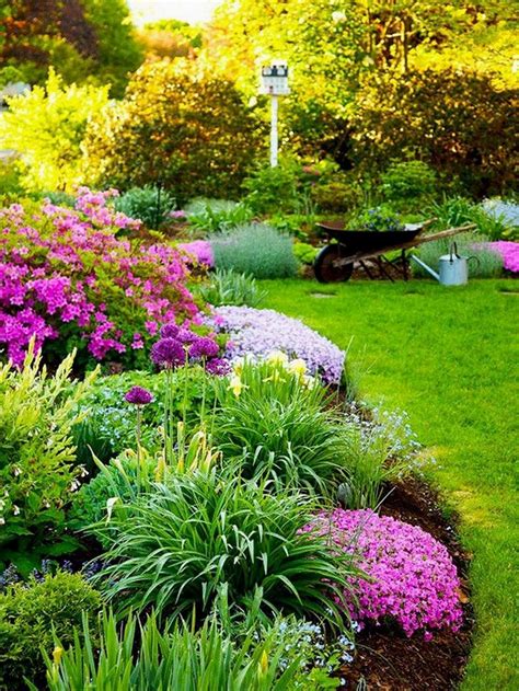 front porch landscaping ideas | Flower garden borders, Beautiful ...