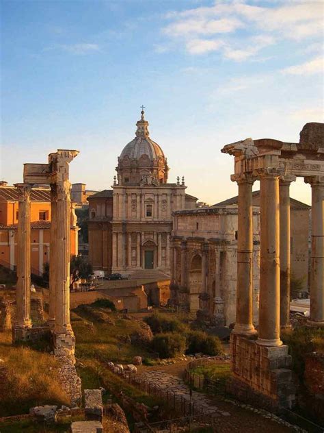 Colosseum & Roman Forum Tour - Visit Rome