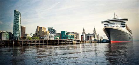 Liverpool looks into building a permanent cruise terminal