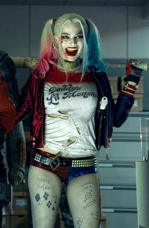 Margot Robbie as Harley Quinn, 2016. | Margot robbie harley, Joker und ...