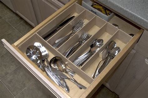 Silverware Organizer – Free Woodworking Plan.com