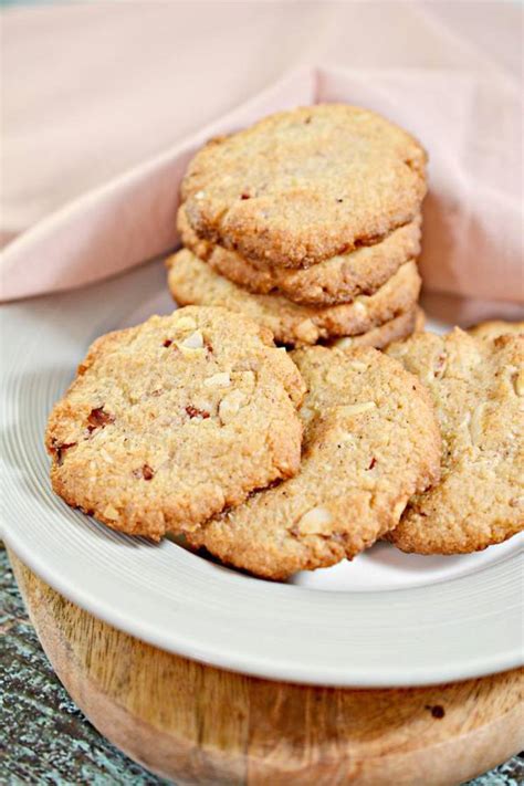 Keto Cookies – BEST Low Carb Keto “Oatmeal” Cookie – Easy – Snacks ...