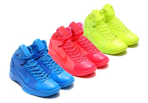 Nike's Original Hyperdunk From 2008 Is Returning In Bright Neon Colors ...