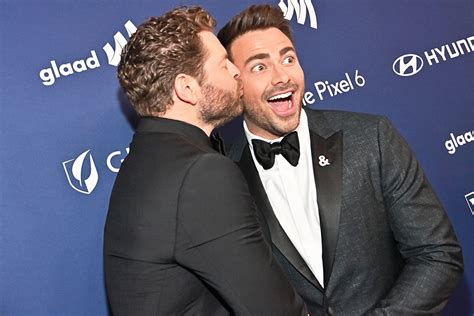 Jonathan Bennett and Jaymes Vaughan Make Red Carpet Debut as Husbands