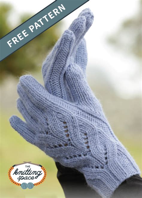 Parisien Knitted Gloves With Lace Cables [FREE Knitting Pattern]