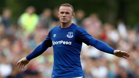 Everton Legend Backs Returning Wayne Rooney to Help End Toffees' 22 ...