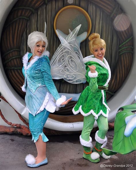 Tinker Bell and Periwinkle_6939 | Disney cosplay, Disney face ...