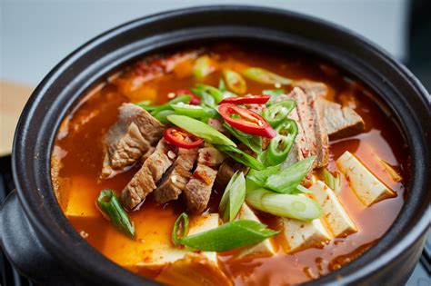 Kimchi Jjigae Traditional Stye, Kimchi Stew with Pork 김치찌개 | Crazy ...