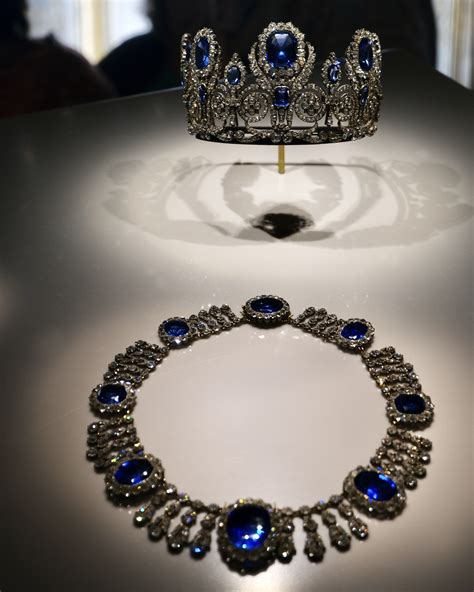 Galerie d'Apollon and the French Crown Jewels - Landen Kerr