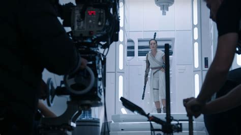 Star Wars: The Rise of Skywalker Behind-The-Scenes Video - SWNN