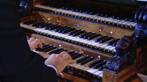 Famous piece of Baroque organ music - Bach | Organ music, Bach, Music