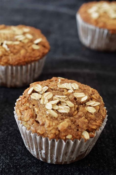 Banana Oatmeal Muffins - Andianne