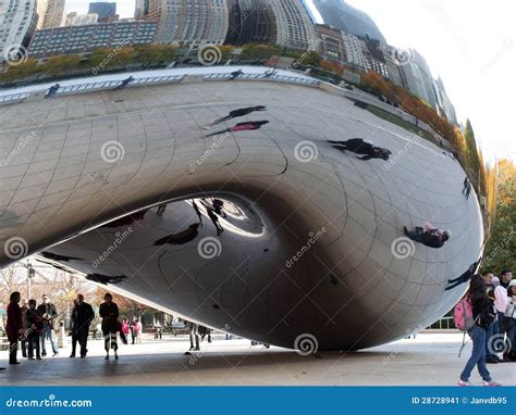 Chicago bean reflection editorial photo. Image of cloud - 28728941