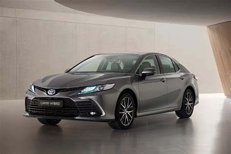 Hybrid Update — Toyota Camry Hybrid Facelift Unveiled - Motoring World