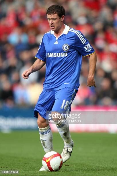 Wayne Bridge Chelsea Photos and Premium High Res Pictures - Getty Images