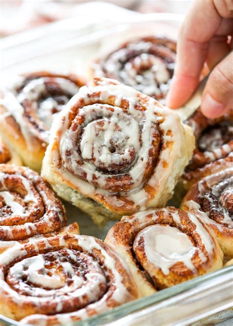 No Yeast Cinnamon Rolls | Gimme Delicious