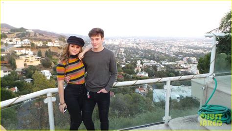 Brec Bassinger & Boyfriend Dylan Summerall Make Cute Couple at YSBnow ...