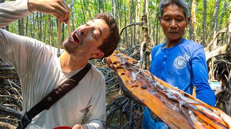 Exotic Filipino Food!! Eating GIANT TAMILOK “Wood Worms” in Palawan ...