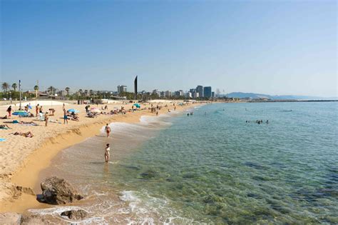 Barcelona Beach : Enjoy A Barcelona Topless Beach It S Family Friendly ...